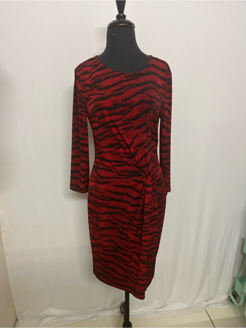 MICHAEL Michael Kors Red and Black Tiger-Print Knot-Waist Long-Sleeve Dress